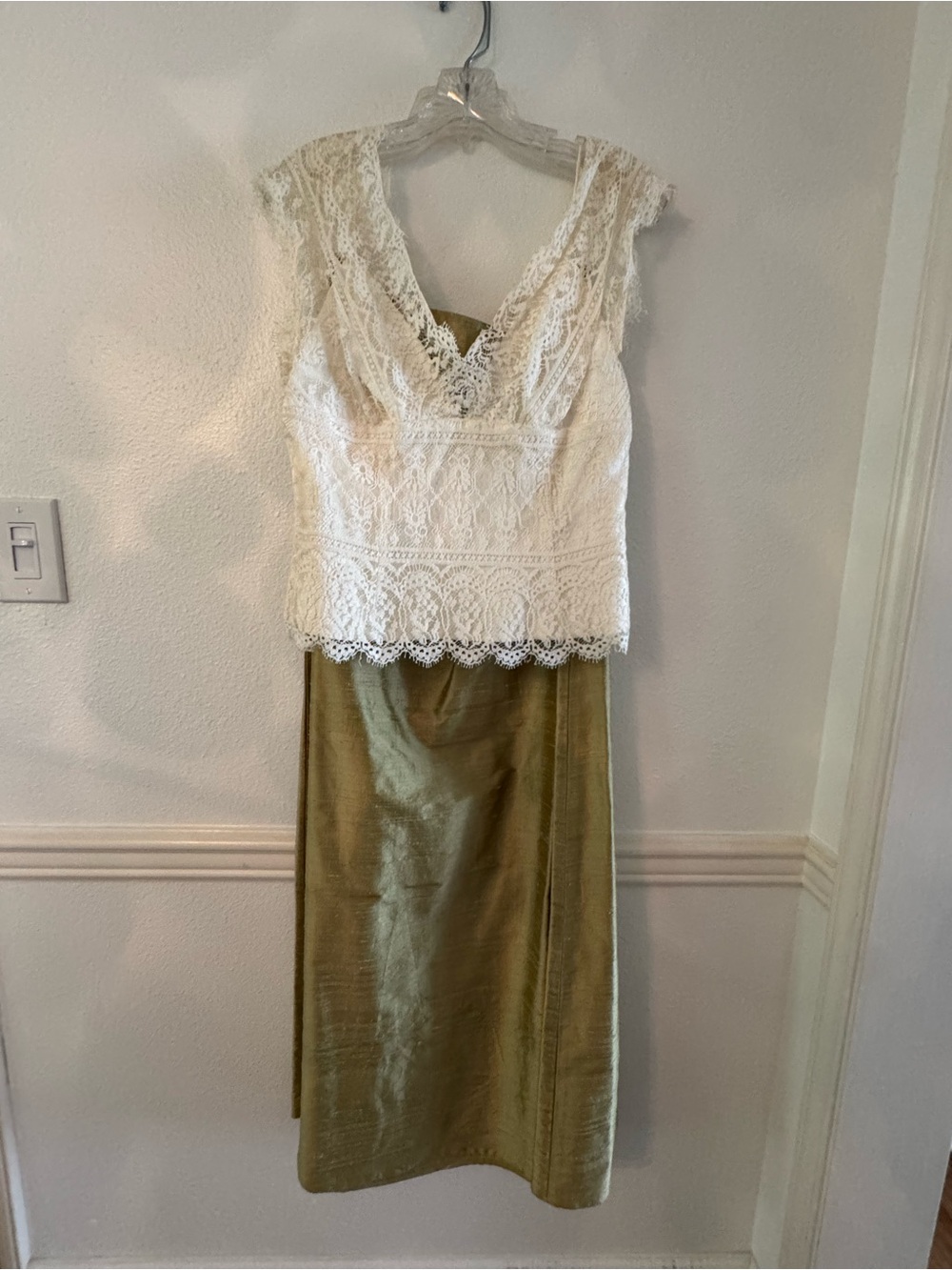 Watters & Watters White Lace V-Neck Top with Olive Green Silk Skirt